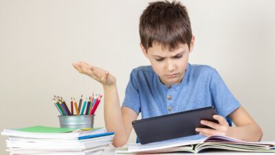 Studie: Digitales lesen fördert kaum das Leseverständnis