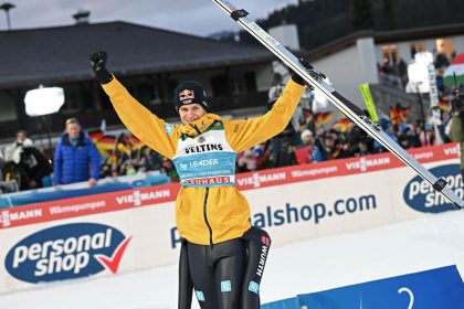 Tournee als Zweikampf: Wellinger bleibt knapp vor Kobayashi