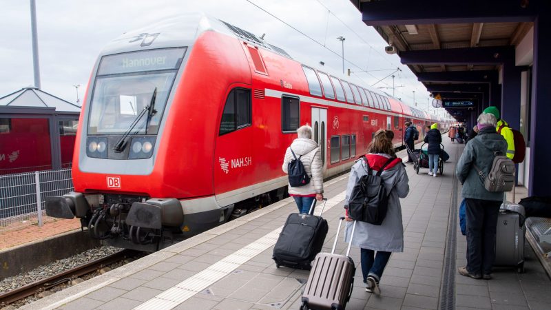 Das Deutschlandticket kann seit 1. Mai in allen Bussen und Bahnen des Nahverkehrs genutzt werden.
