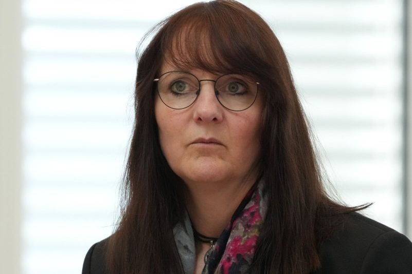 Aff-re-um-Verfassungsschutz-in-Brandenburg-Ministerin-Lange-ger-t-unter-Druck