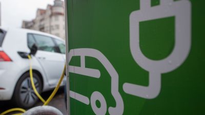 Preise für gebrauchte E-Autos sinken