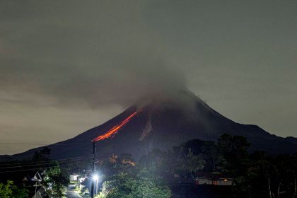 Indonesischer Vulkan Merapi erneut ausgebrochen