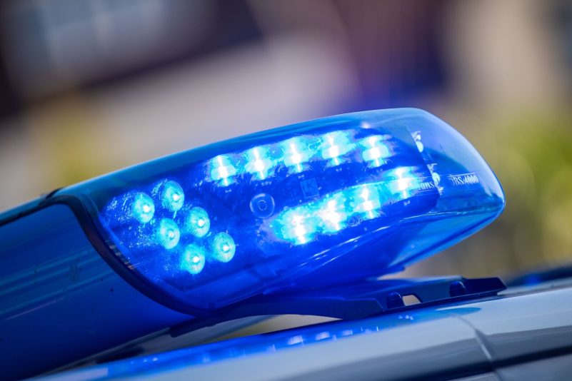 In Oberbayern ist ein Geldtransporter überfallen worden. Die Fahndung läuft auf Hochtouren (Symbolbild).