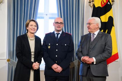 Steinmeier ehrt Fluthelfer bei „Weihnachtshochwasser“