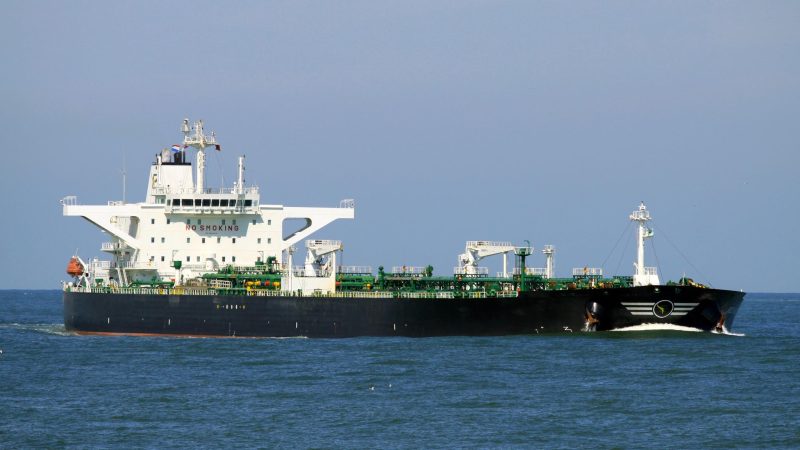 Spannung in Rotem Meer: Iran setzt Tanker im Golf von Oman fest