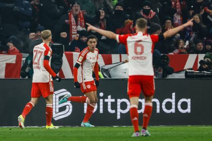 „Danke Franz“: Bayern-Sieg für den „Kaiser“