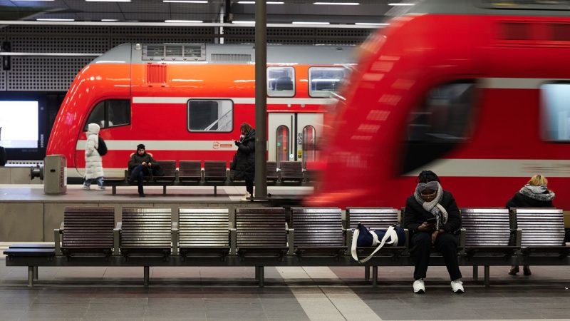 Bund und Länder wollen sich über die weitere Finanzierung des Deutschlandtickets verständigen.