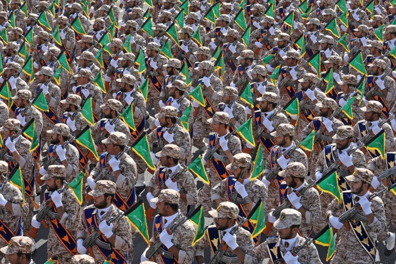 Als Vergeltung für jüngste Terrorangriffe feuern Irans Revolutionswächter Raketen auf Syrien. Ziel sei die Terrormiliz Islamischer Staat (Archivbild).