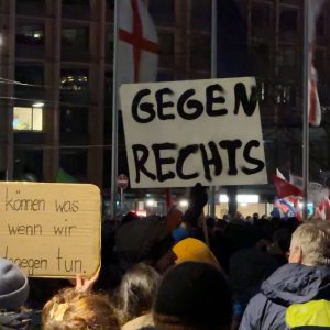 Demonstrationen gegen „Rechtsruck“: Zehntausende protestieren in deutschen Städten