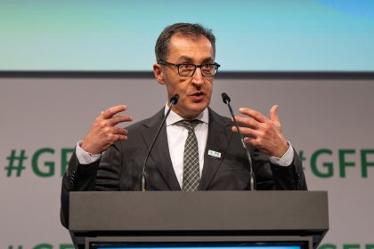 Rufe nach Rücktritt von Özdemir wegen Spitzenkandidatur