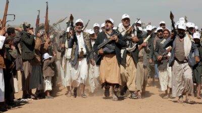 Huthi-Rebellen bekennen sich zu Angriff auf Öltanker im Roten Meer