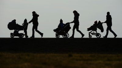 Bundesrat bestätigt Steuersenkungen und höheres Kindergeld