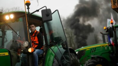 Bauernproteste: Paris verzichtet auf Erhöhung der Steuer auf Agrardiesel