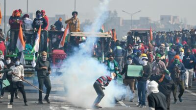 Indien: Mit Tränengaswolken gegen protestierende Landwirte