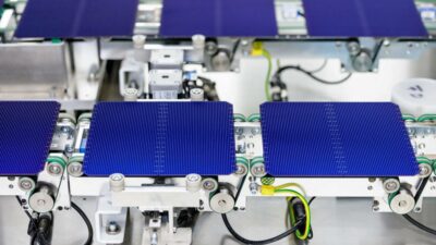 Solarhersteller plant Schließung von Werk in Freiberg