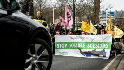 Tausend Festnahmen bei Autobahn-Blockade in Den Haag
