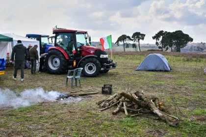 Italienische Bauern demonstrieren vor Kolosseum in Rom
