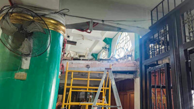 Eine Tote und mehr als 50 Verletzte bei Unglück in Kirche auf den Philippinen