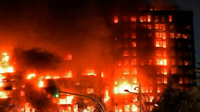 Großbrand in Valencia: Noch 14 Vermisste – Flammen griffen auf alle Etagen über