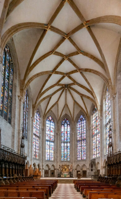 Die Kunst im Mittelalter war hell statt düster: Ulmer Münster