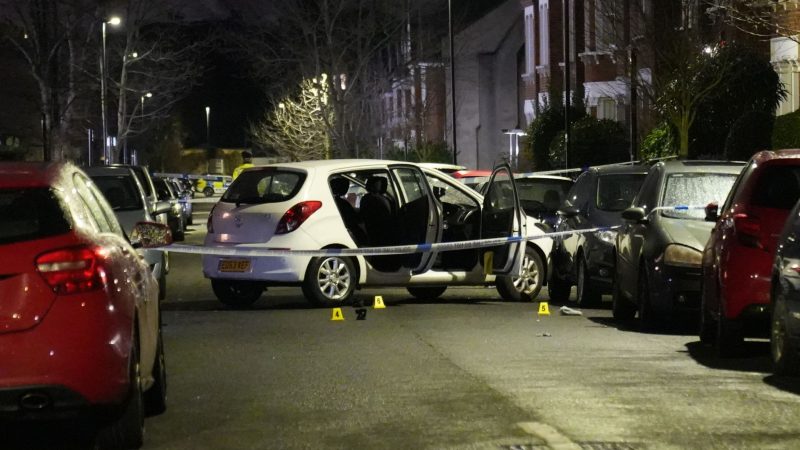 Angriff mit ätzender Substanz: Mehrere Verletzte in London