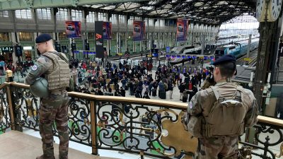 Messerangreifer verletzt drei Menschen in Pariser Bahnhof