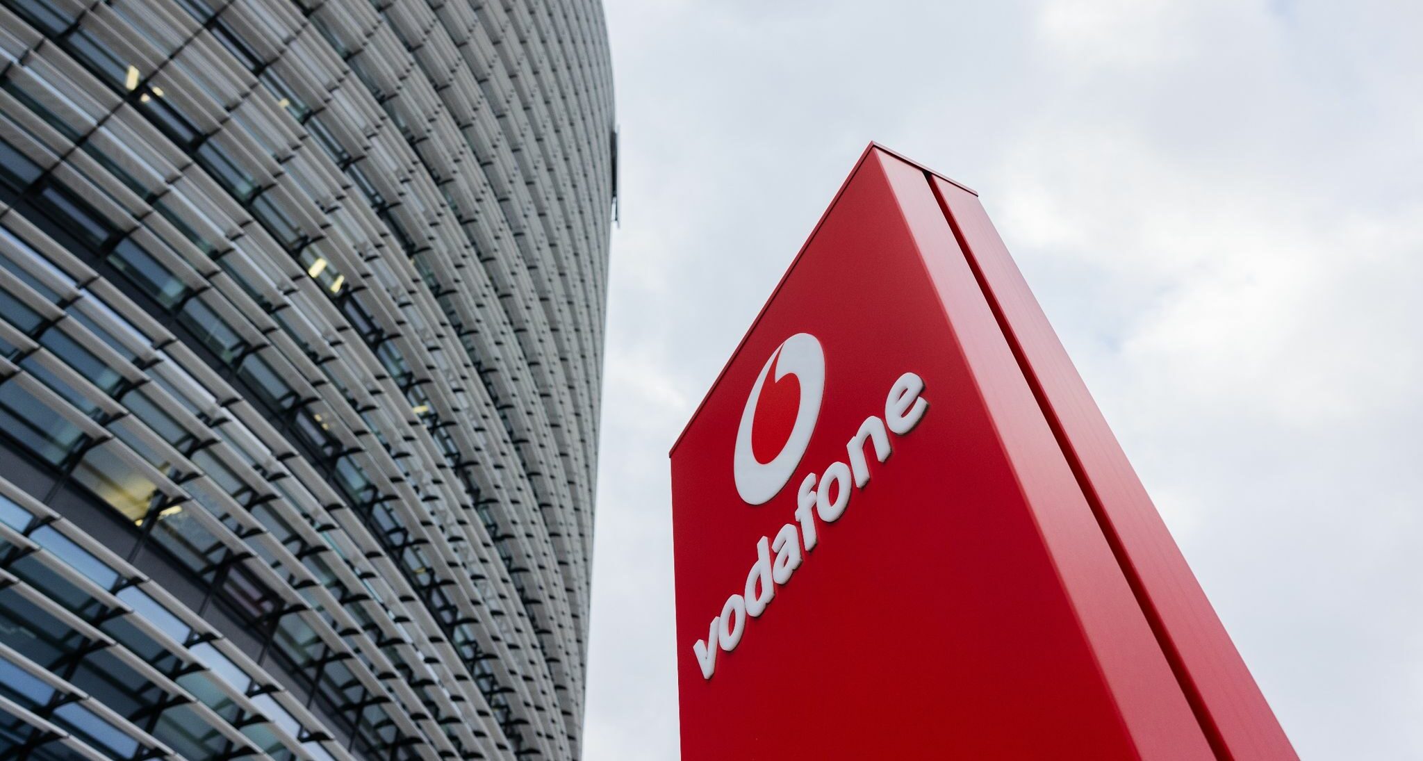 Jeder achte Mitarbeiter betroffen: Vodafone-Sparprogramm streicht 2.000 Jobs in Deutschland