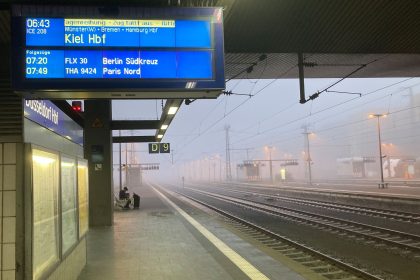 Mann lässt sich im Bahnhof Hamm von Zug überrollen und bleibt unversehrt