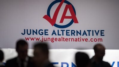 JA-Vorstand lehnt Eingliederung in AfD mehrheitlich ab