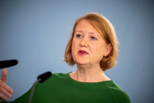 Bundesfamilienministerin Lisa Paus sieht Bedarf für mehr Prävention gegen Hassrede im Internet.