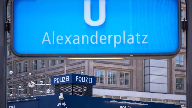 Die Polizeiwache auf dem Alexanderplatz gibt es seit 2017.