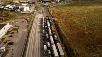 Bauernproteste in Polen: Güterverkehr-Blockade an Grenze zur Ukraine