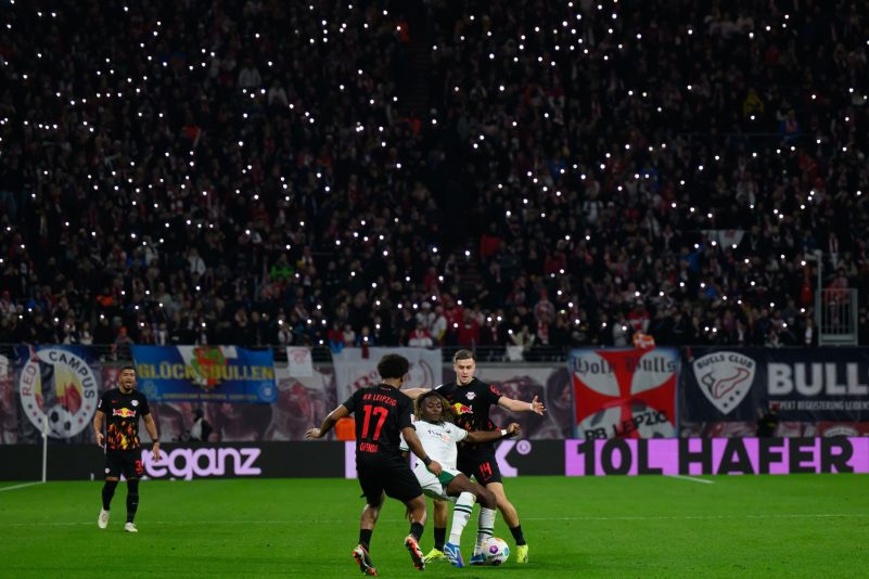 Das Spiel zwischen Leipzig und Mönchengladbach wurde von zwei Todesfällen in der Fanszene überschattet.