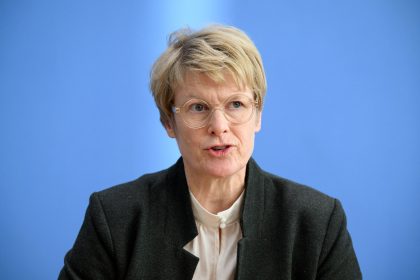 Wirtschaftsweise wollen Wachstumsprognose senken