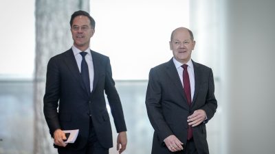 Der niederländische Ministerpräsident Mark Rutte und Bundeskanzler Olaf Scholz.