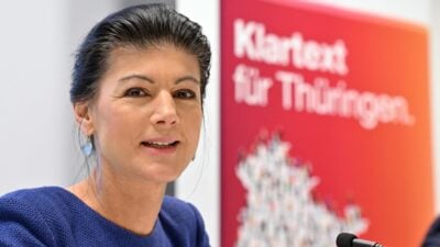 Sahra Wagenknecht (BSW) stellt eine Kampagne ihrer neuen Partei «Bündnis Sahra Wagenknecht» für die Landtagswahl am 1. September in Thüringen vor.