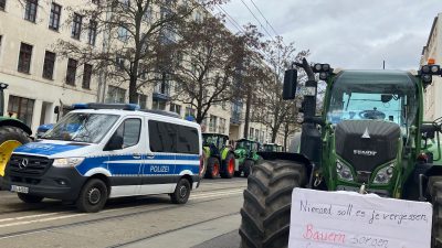 Unmut über Grüne: Bauern in Magdeburg blockieren Abreise von Ricarda Lang