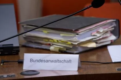 Von Zschäpe belastet? Anklage gegen Susann E. wegen mutmaßlicher NSU-Unterstützung