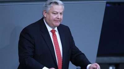 Bundestagsabgeordneter Thomas Seitz verlässt die AfD unter Vorwürfen der „Günstlingswirtschaft“