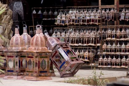 Fastenmonat Ramadan beginnt für 1,9 Milliarden Muslime – in Frankfurt und Köln mit Straßenschmuck