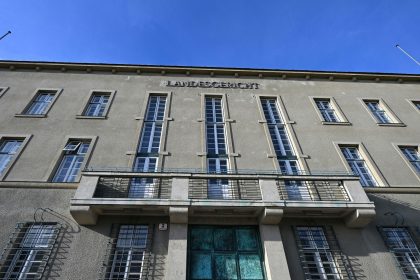 Hundebox-Prozess: 20 Jahre Haft für Mutter des Opfers