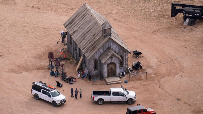 Luftaufnahme der Bonanza Creek Ranch mit dem Set des Films «Rust».