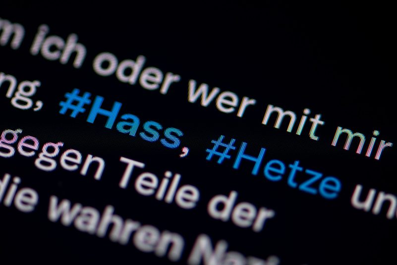 Die Bundesnetzagentur streitet mit der Plattform X über Desinformation (Symbolbild).