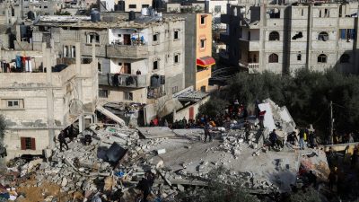 US-Vizepräsidentin Harris bezeichnet die Bedingungen für die Menschen im Gazastreifen als unmenschlich und sprach von einer humanitären Katastrophe.
