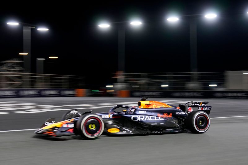Max Verstappen holte sich im zweiten Rennen der Saison den zweiten Sieg.