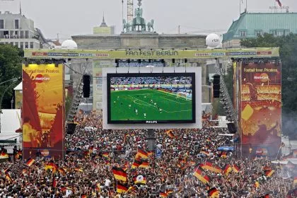 Kein Sommermärchen 2.0: Schwarz-Rot-Gold bei Polizei zur EM auch in MV untersagt