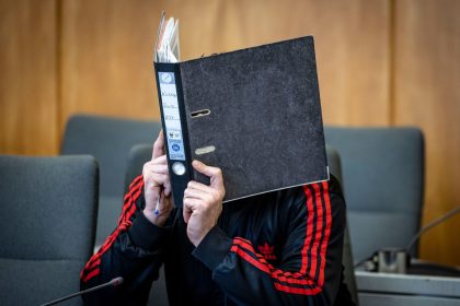 Polizist überfahren und mitgeschleift: 13 Jahre Haft