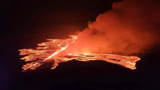 Die aufgebrochene Erdspalte war Experten zufolge rund&nbsp;3,5 Kilometer lang.