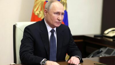 Putin ändert Machtgefüge im Kreml: Neue Prioritäten im Krieg