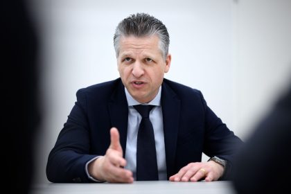 Es gehe darum, russische Nachschublinien zu treffen und damit auch «für eine gewisse Entlastung zu sorgen, was die russischen Angriffe in der Ukraine anbelangt», sagt Thorsten Frei.